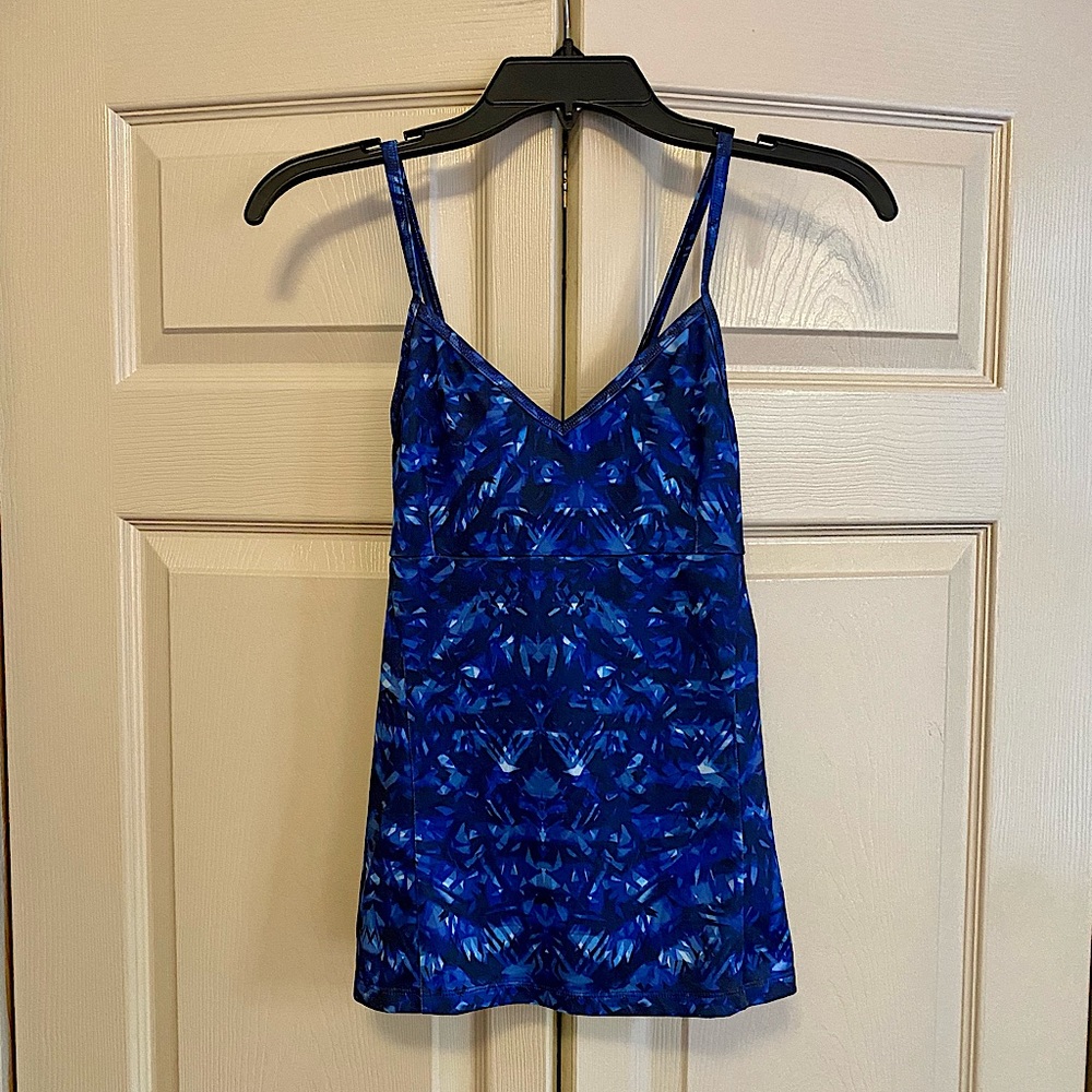 ALO Blue & Black Geometric Tank